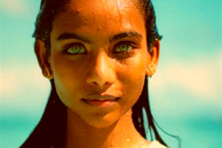 Rose, 36, a red blue-eyed indian companion based in Mahe. Offering Overnight, CIM, Girlfriend Experience. Available for incall and outcall, overnight booking...