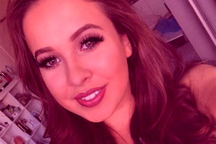 Rose, 36, a red dark-eyed mixed companion based in Obersinn. Offering GFE, Couples, 69. Available for incall and outcall, overnight bookings available.