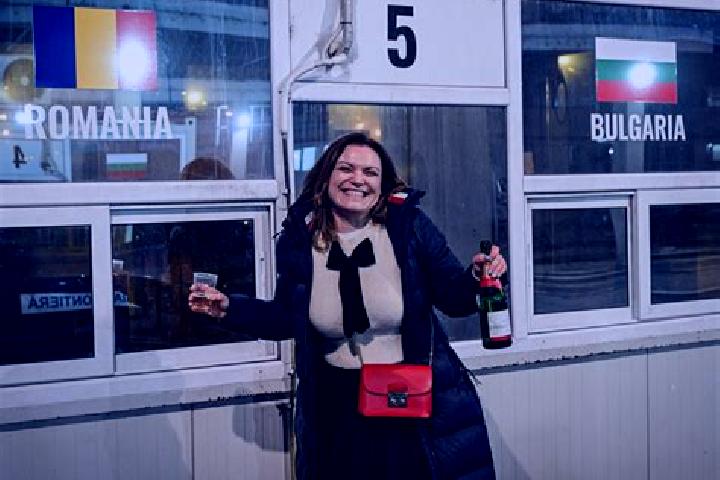 Rose, 36 — Escort in Mosoaia, Romania