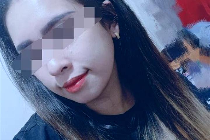 Rose, 37, a black grey-eyed slavic companion based in Tarakan. Offering Party Girl, Massage, CIM, Roleplay, 69. Available for incall and outcall, day and eve...