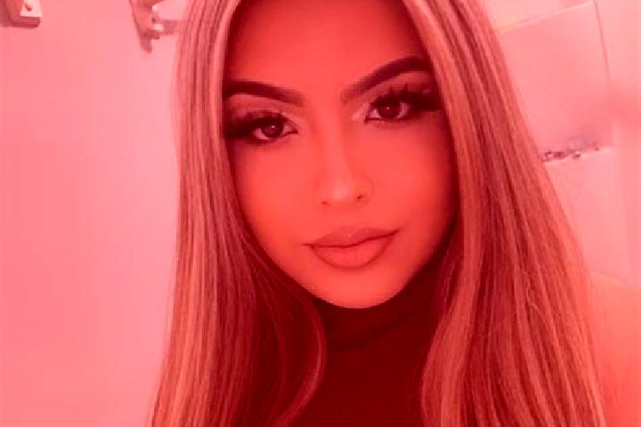 Rose, 37, a blonde grey-eyed latina companion based in Forest Hills. Offering Prostate Massage, Dinner Date, 69. Available for incall and outcall, day and ev...