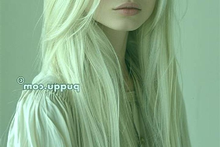 Rose, 37, a blonde grey-eyed slavic companion based in Kualeu. Offering BDSM, OWO, Fetish. Available for incall and outcall, day and evening dates.