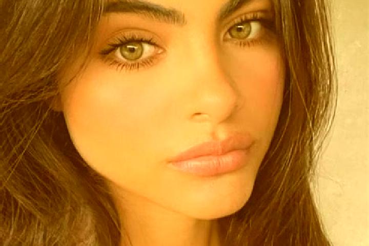 Rose, 37, a brunette green-eyed middle eastern companion based in Esh Sheikh Dannun. Offering CIM, Travel Companion, Duos. Available for incall and outcall, ...