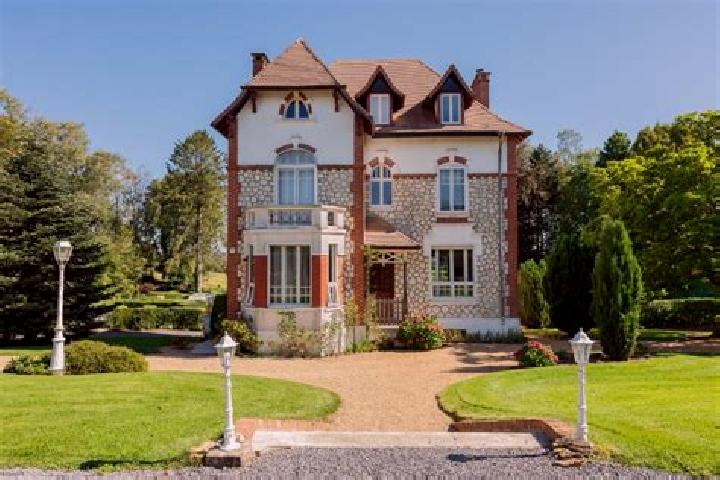 Rose, 37 — Escort in Auvillers-les-Forges, France