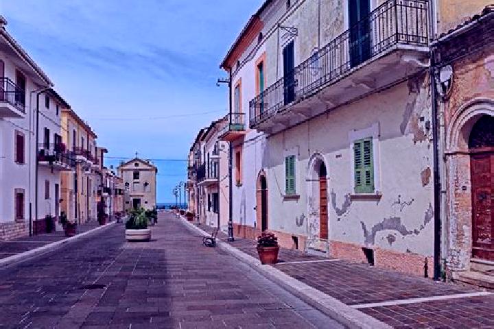 Rose, 37 — Escort in Marina di San Vito, Italy