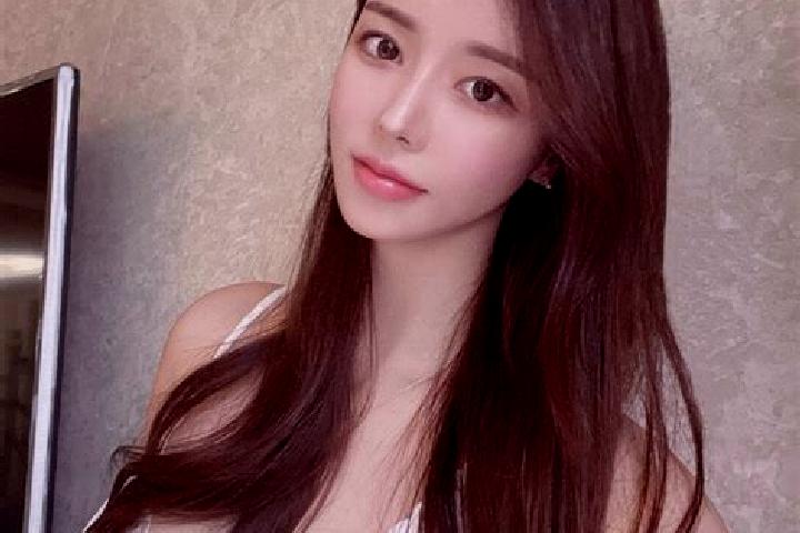 Rose, 37 — Escort in Temuli, China