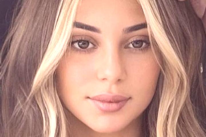 Rose, 38, a blonde brown-eyed mediterranean companion based in Yantarnyy. Offering Party Girl, Roleplay, Dinner Date, Domination. Available for incall and ou...