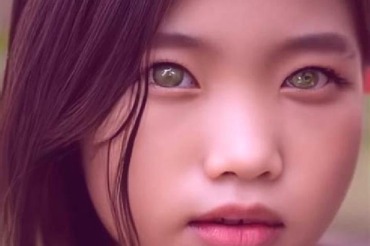 Rose, 38, a brunette green-eyed asian companion based in Pierrelaye. Offering Domination, Overnight, Fetish. Available for incall and outcall, overnight book...
