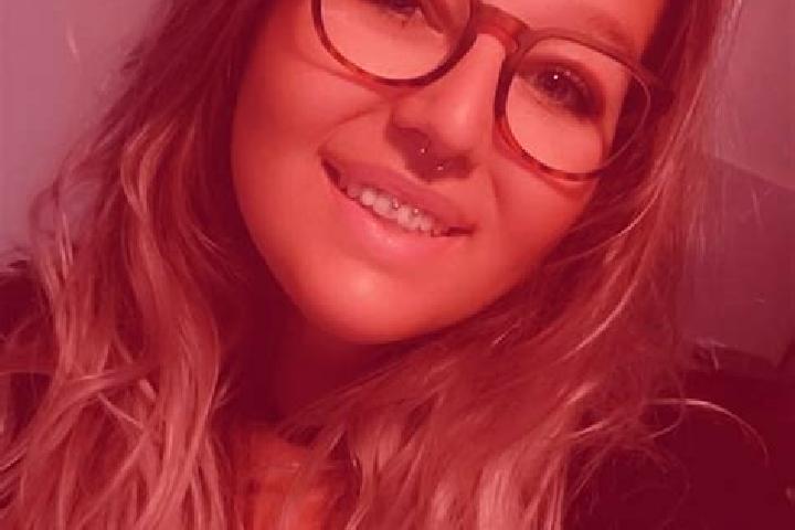 Rose, 38, a red amber-eyed middle eastern companion based in Sainte-Anne-de-la-Perade. Offering Travel Companion, Erotic Massage, Fetish, OWO. Available for ...