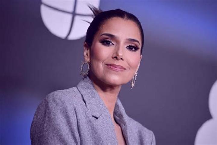 Rose, 39, a black grey-eyed latina companion based in Hodovytsya. Offering 69, Domination, Couples, Deep French Kissing, CIM. Available for incall and outcal...
