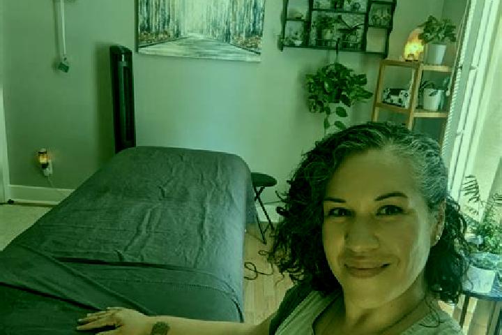 Rose, 39, a brunette dark-eyed caribbean companion based in Cicerale. Offering Roleplay, Massage. Available for incall and outcall, day and evening dates.
