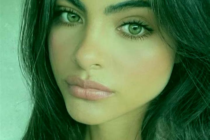 Rose, 39, a brunette dark-eyed indian companion based in Estancia de Atotonilco. Offering Prostate Massage, BDSM, CIM. Available for incall and outcall, over...