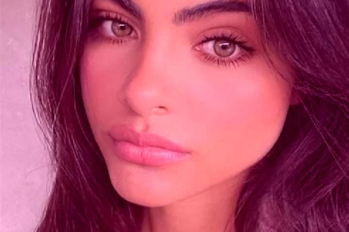 Rose, 39, a brunette grey-eyed indian companion based in Mat ani. Offering OWO, Duos, Overnight, Travel Companion. Available for incall and outcall, day and ...