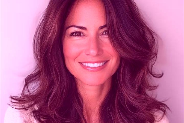 Rose, 39, a brunette grey-eyed middle eastern companion based in Bugeac. Offering A-Level, Domination, CIM. Available for incall and outcall, day and evening...