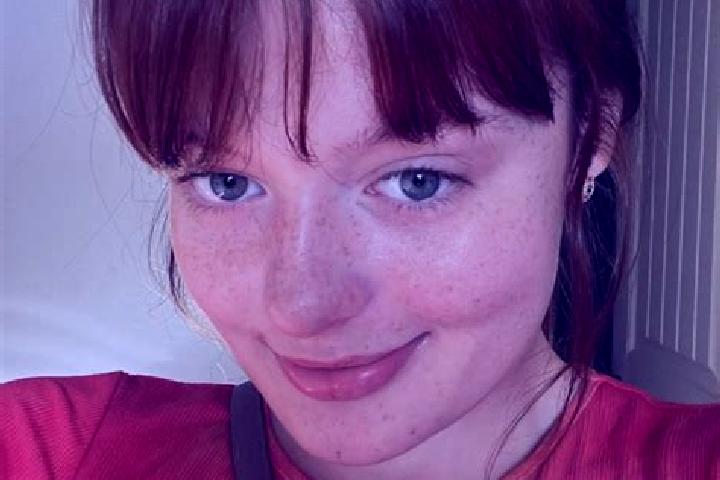 Rose, 39, a red green-eyed caucasian companion based in Severomorsk-3. Offering Dinner Date, Girlfriend Experience, BDSM, Couples. Available for incall and o...