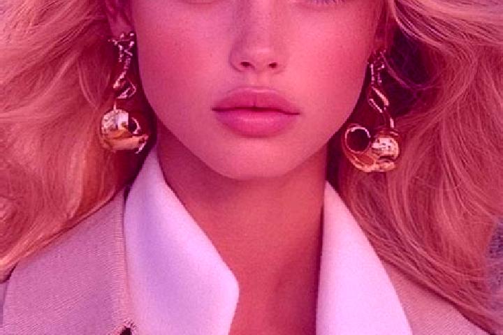 Ruby, 20, a blonde amber-eyed caribbean companion based in Tennodai. Offering OWO, BDSM, Party Girl. Available for incall and outcall, overnight bookings ava...