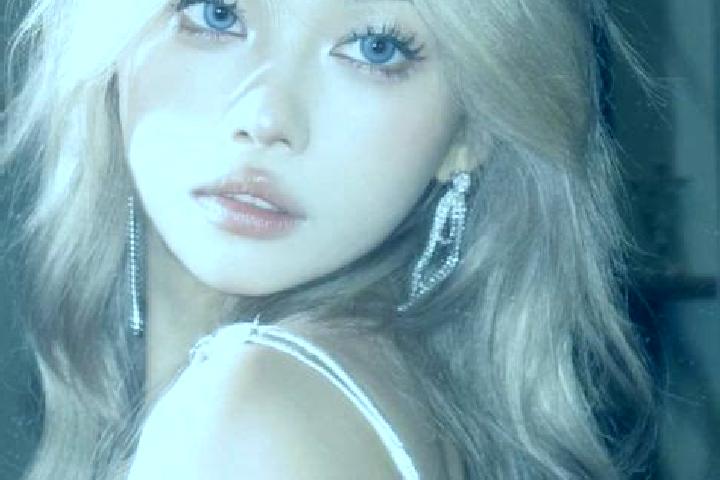 Ruby, 20, a blonde grey-eyed asian companion based in Fahraj. Offering Roleplay, Girlfriend Experience, 69. Available for incall and outcall, day and evening...