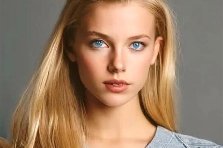 Ruby, 20, a blonde grey-eyed mixed companion based in Guadalupe Cote. Offering OWO, Girlfriend Experience, Duos. Available for incall and outcall, day and ev...