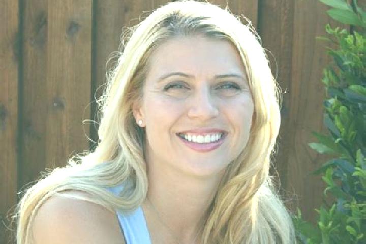 Ruby, 20 — Escort in Woodall, United States
