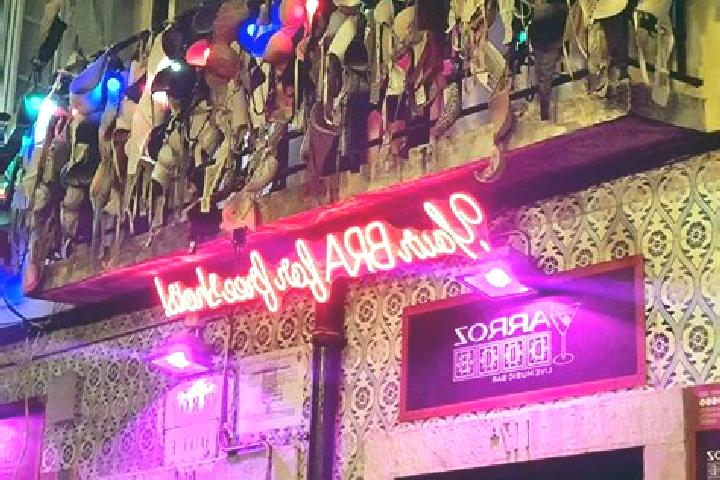 Ruby, 21, a black blue-eyed indian companion based in Bairro Alto. Offering Party Girl, Dinner Date, Duos. Available for incall and outcall, overnight bookin...