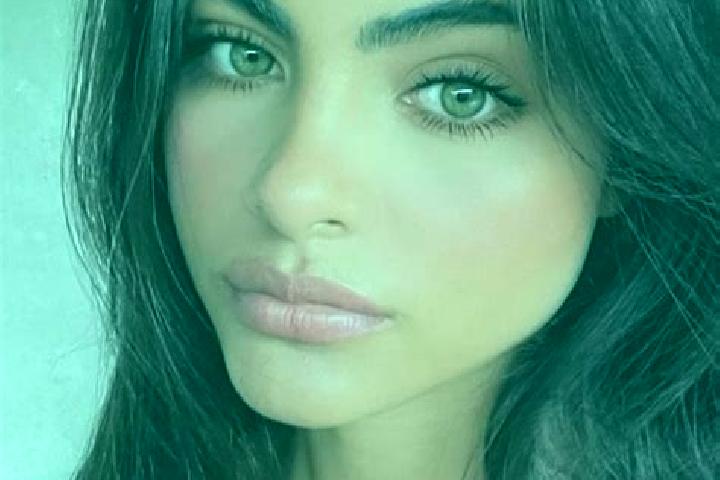 Ruby, 21, a chestnut hazel-eyed indian companion based in Berlevag. Offering Couples, Striptease, BDSM, OWO. Available for incall and outcall, day and evenin...