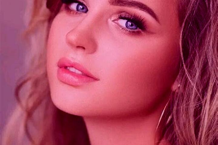 Ruby, 21, a dark blonde blue-eyed mediterranean companion based in Augusta. Offering Domination, Couples, Girlfriend Experience, A-Level, Striptease. Availab...