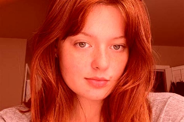 Ruby, 21, a red brown-eyed latina companion based in Cadell. Offering OWO, Massage, Travel Companion, Dinner Date. Available for incall and outcall, overnigh...