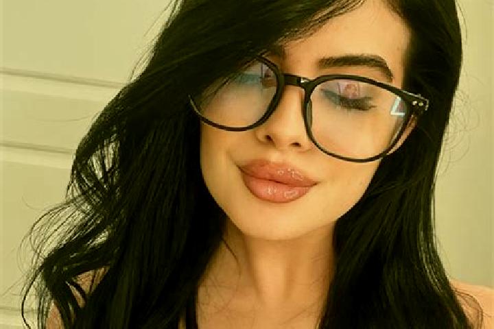 Ruby, 21 — Escort in Santa Susana, United States