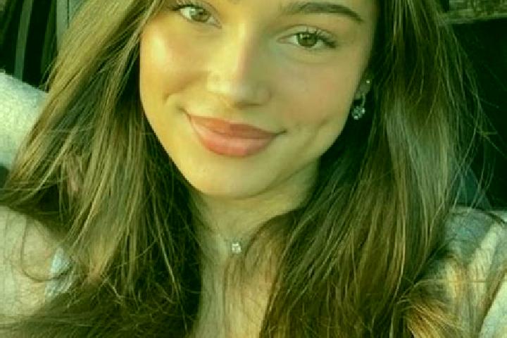 Ruby, 22, a brunette hazel-eyed caribbean companion based in Sibiti. Offering Travel Companion, 69, A-Level, Overnight. Available for incall and outcall, day...