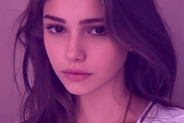 Ruby, 22, a chestnut hazel-eyed mediterranean companion based in Copacabana. Offering Fetish, Girlfriend Experience, A-Level, BDSM. Available for incall and ...