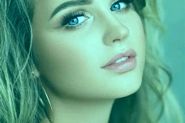 Ruby, 22, a dark blonde blue-eyed mediterranean companion based in Qianhu. Offering Duos, A-Level, Erotic Massage. Available for incall and outcall, day and ...