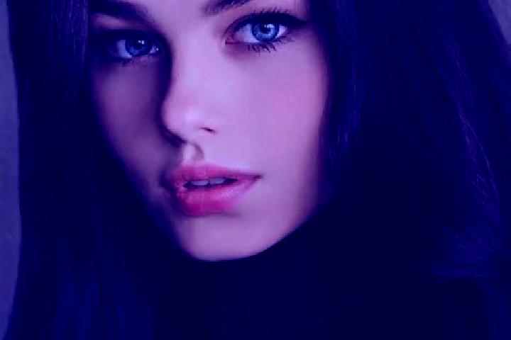 Ruby, 22, a red dark-eyed slavic companion based in South Valley Stream. Offering Duos, A-Level, Girlfriend Experience, Erotic Massage. Available for incall ...
