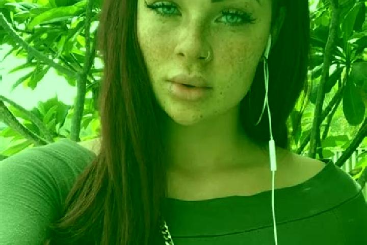Ruby, 22, a red green-eyed latina companion based in Neustadt am Ruebenberge. Offering OWO, GFE, Dinner Date. Available for incall and outcall, day and eveni...