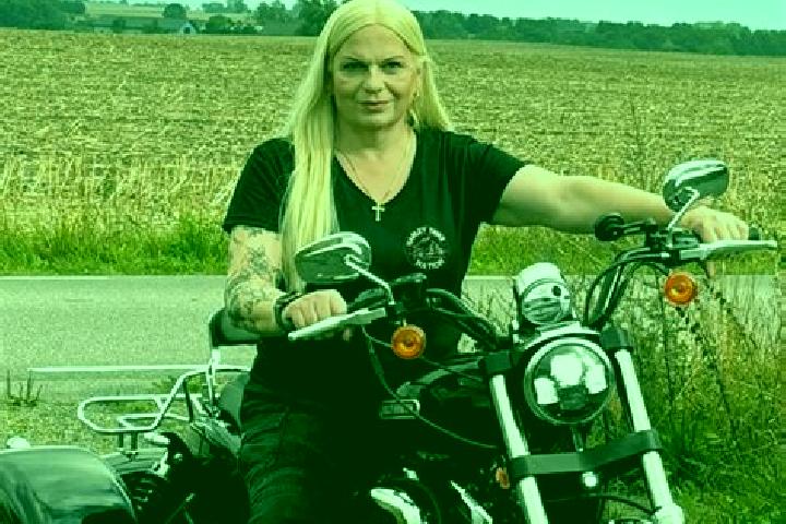 Ruby, 22 — Escort in Koepingebro, Sweden