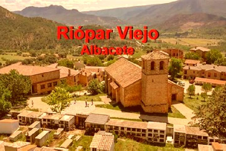 Ruby, 22 — Escort in Riopar, Spain
