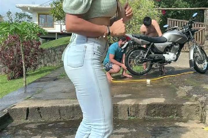 Ruby, 22 — Escort in Sao Francisco de Sales, Brazil
