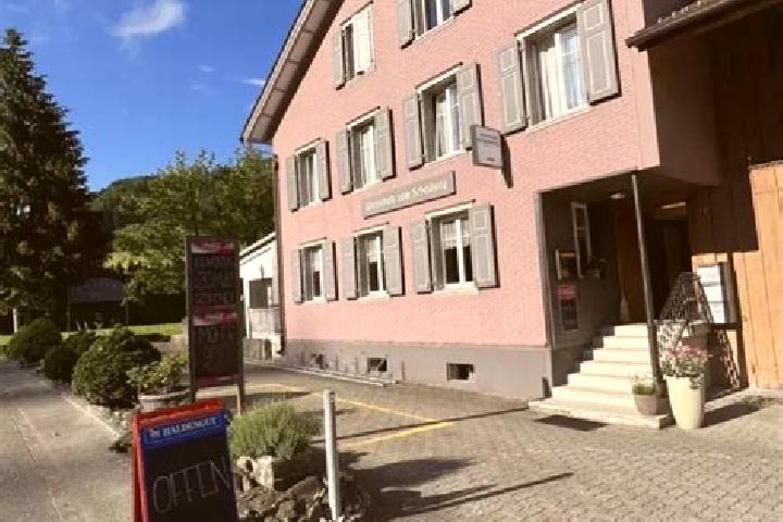 Ruby, 22 — Escort in Seuzach Dorf / Hochgruet-Scheidweg, Switzerland