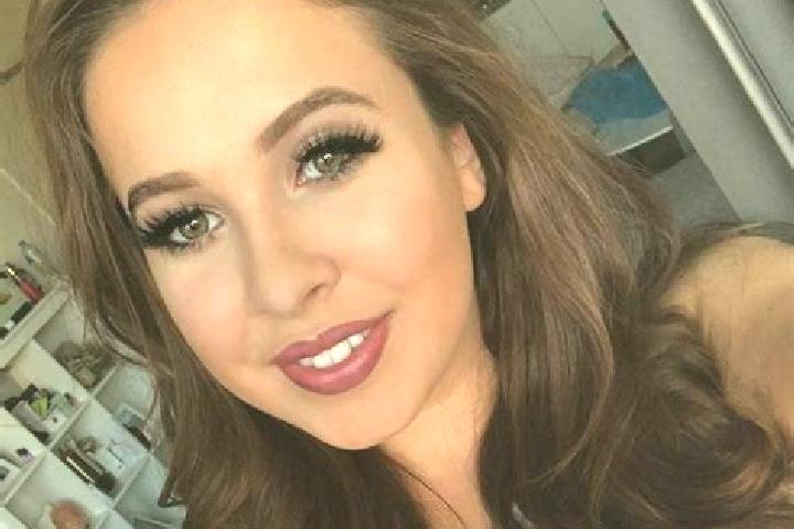 Ruby, 23, a black brown-eyed european companion based in Latronquiere. Offering Striptease, Party Girl, Duos, 69. Available for incall and outcall, day and e...