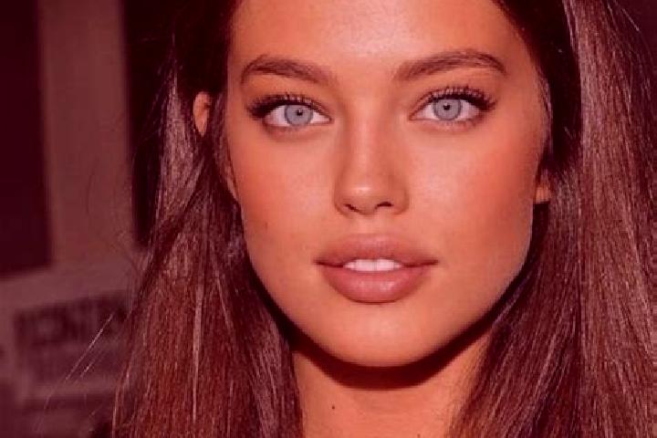 Ruby, 23, a chestnut green-eyed mediterranean companion based in Sanry-les-Vigy. Offering Deep French Kissing, Erotic Massage, BDSM, Travel Companion, OWO. A...
