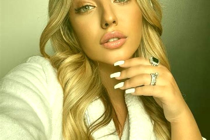 Ruby, 23 — Escort in Borshchi, Ukraine
