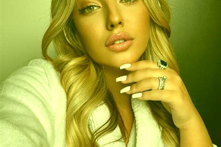 Ruby, 23 — Escort in Bucinisu, Romania