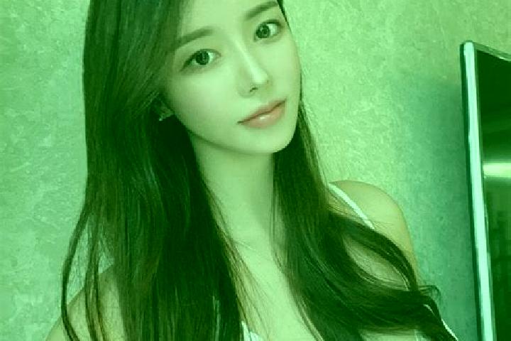 Ruby, 23 — Escort in Maopingchang, China