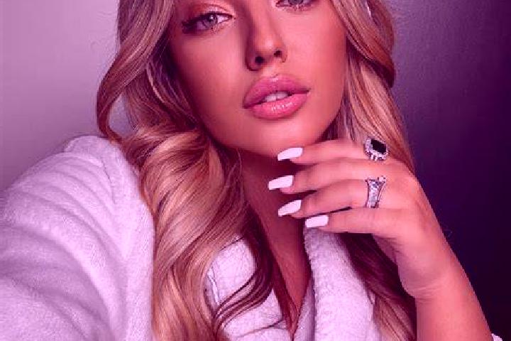 Ruby, 23 — Escort in Ulhowek, Poland