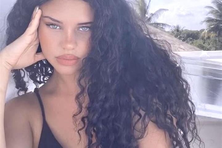 Ruby, 24, a black grey-eyed latina companion based in Miryalaguda. Offering Girlfriend Experience, A-Level, Tantra, Dinner Date, Duos. Available for incall a...