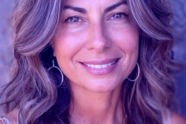 Ruby, 24, a brunette grey-eyed latina companion based in Valhalla. Offering Roleplay, CIM, Prostate Massage. Available for incall and outcall, day and evenin...