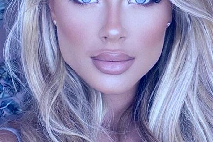 Ruby, 24, a platinum blonde blue-eyed latina companion based in Cova do Minhoto. Offering Erotic Massage, Deep French Kissing, Girlfriend Experience, BDSM. A...
