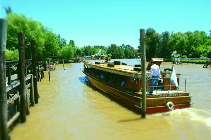 Ruby, 24 — Escort in Delta del Tigre, Uruguay
