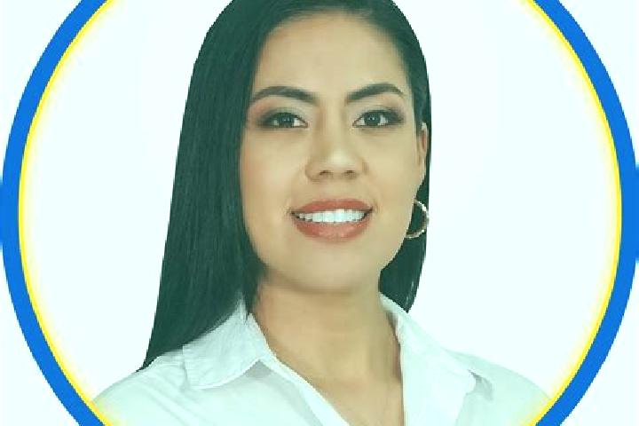 Ruby, 24 — Escort in El Triunfo, Ecuador