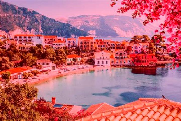 Ruby, 24 — Escort in Kaparellion, Greece