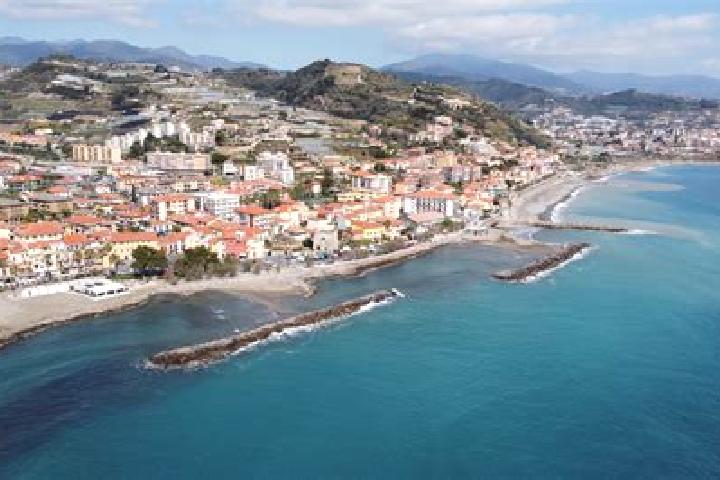 Ruby, 24 — Escort in Riva Ligure, Italy